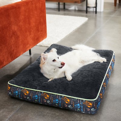 STAR WARS THE MANDALORIAN'S THE CHILD Pillow Cat &amp; Dog Bed, Black Patterned, Large