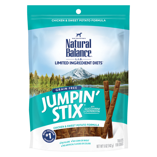 Natural Balance L.I.T. Limited Ingredient Treats Jumpin Stix Chicken &amp; Sweet Potato Dog Treats 142g