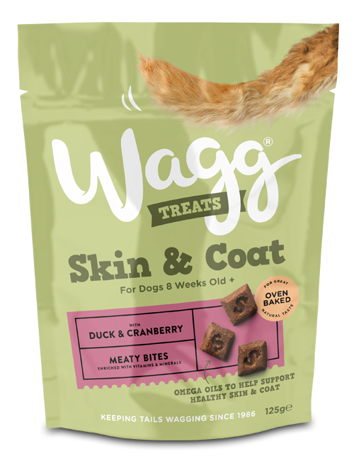 WAGG SKIN &amp; COAT MEATY BITES WITH DUCK &amp; CRANBERRY OVEN BAKED DOG TREATS 125G