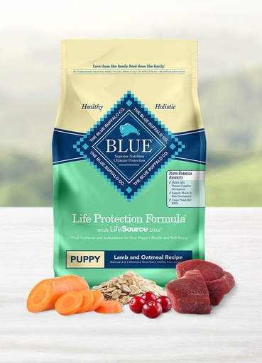 BLUE BUFFALO Life Protection Formula Puppy Lamb &amp; Oatmeal Recipe Dry Dog Food 13.6kg